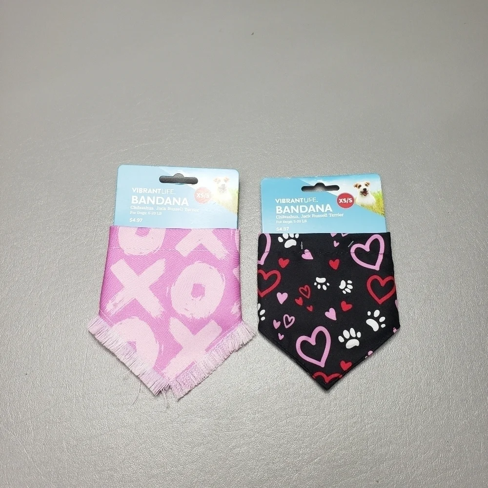 New vibrant life dog hearts bandana bundle of 2 size XS/S 5-20 lbs